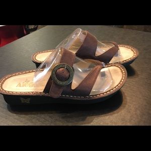 Alegria Sandals, Size 8
